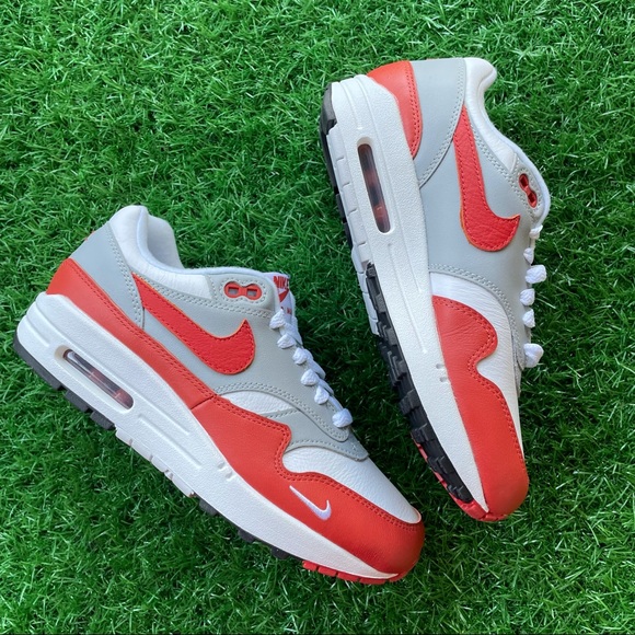 Nike Air Max 1 Lv8 - Picture 5 of 6